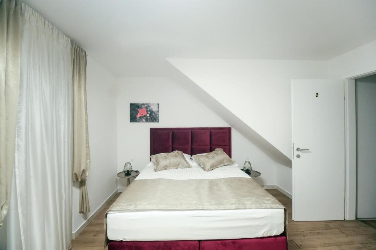 Luxury Guesthouse Bepa Split Bagian luar foto